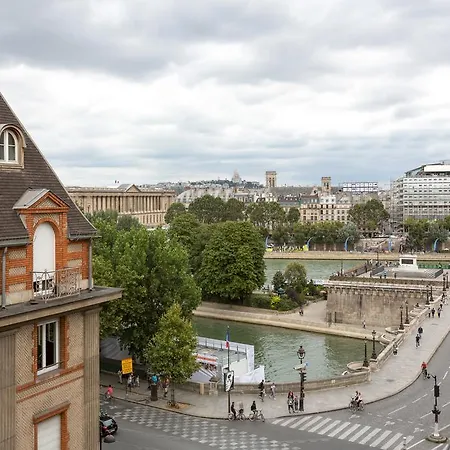 Apartment Dauphine Pont Neuf Paris