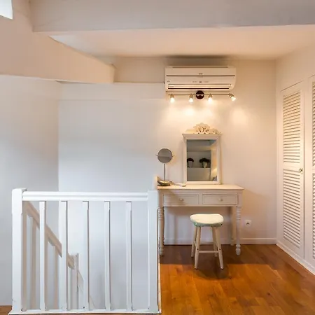 Dauphine Pont Neuf Apartment Paris