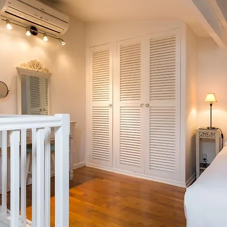 Dauphine Pont Neuf Apartment